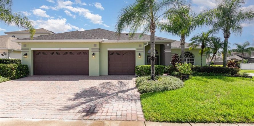 House in Orlando, Florida 4 bedrooms, 234.86 sq.m. № 1883205