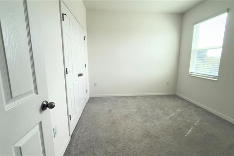 House in Haines City, Florida 4 bedrooms, 228.26 sq.m. № 2403686 - photo 18