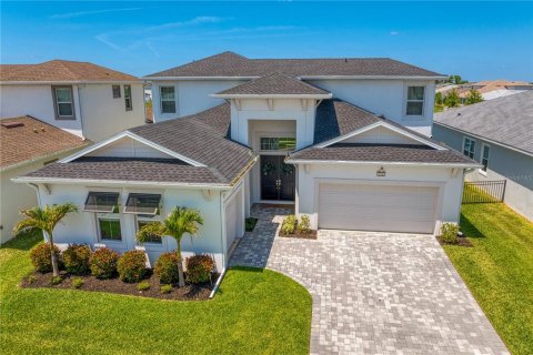 House in Wesley Chapel, Florida 4 bedrooms, 333.43 sq.m. № 1657349 - photo 2