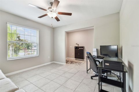 Villa ou maison à vendre à Apollo Beach, Floride: 4 chambres, 244.8 m2 № 1746575 - photo 9