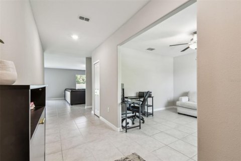 Casa en venta en Apollo Beach, Florida, 4 dormitorios, 244.8 m2 № 1746575 - foto 6