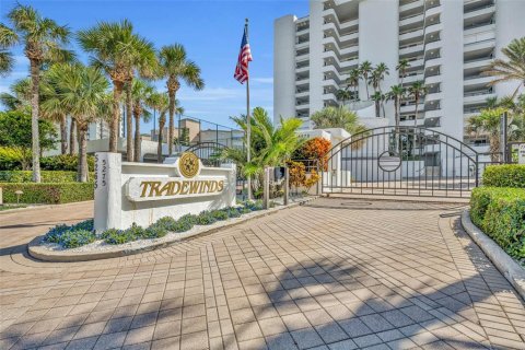 Condominio en venta en New Smyrna Beach, Florida, 2 dormitorios, 139.35 m2 № 1719475 - foto 1