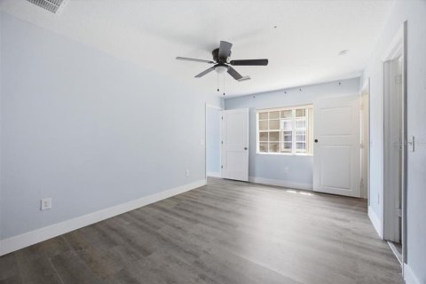 Condo in Davenport, Florida, 1 bedroom  № 2236571 - photo 7