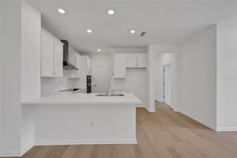 Townhouse in Palm Coast, Florida 3 bedrooms, 109.72 sq.m. № 1792242 - photo 12