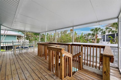 House in Anna Maria, Florida 3 bedrooms, 120.4 sq.m. № 1723750 - photo 27