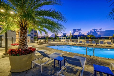 Apartment in Fort Lauderdale, Florida 1 bedroom, 59.64 sq.m. № 1952489 - photo 4