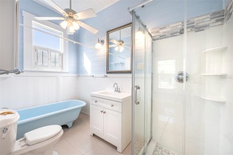 Купить виллу или дом в Кортес, Флорида 4 комнаты, 125.98м2, № 2115847 - фото 28