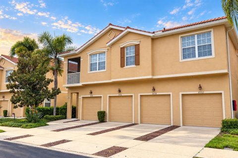 Condo in Sarasota, Florida, 2 bedrooms № 2403690