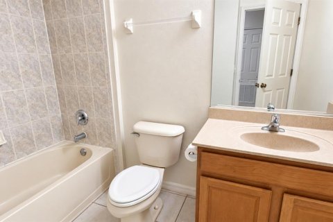 Condo in Sarasota, Florida, 2 bedrooms  № 2403690 - photo 14