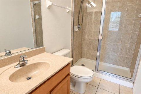 Condo in Sarasota, Florida, 2 bedrooms  № 2403690 - photo 16
