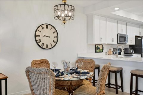 Condo in Punta Gorda, Florida, 2 bedrooms  № 2315074 - photo 14