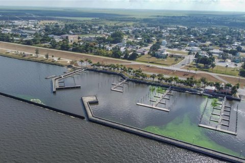 Immobilier commercial à vendre à Pahokee, Floride: 929.02 m2 № 2104292 - photo 18