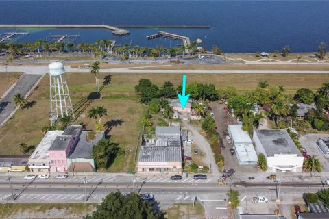 Immobilier commercial à vendre à Pahokee, Floride: 929.02 m2 № 2104292 - photo 7