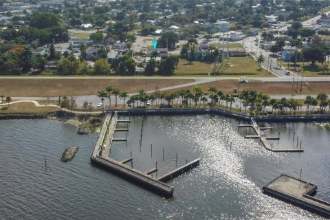 Immobilier commercial à vendre à Pahokee, Floride: 929.02 m2 № 2104292 - photo 17