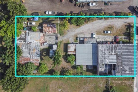 Immobilier commercial à vendre à Pahokee, Floride: 929.02 m2 № 2104292 - photo 5