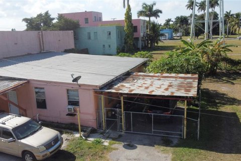 Immobilier commercial à vendre à Pahokee, Floride: 929.02 m2 № 2104292 - photo 29