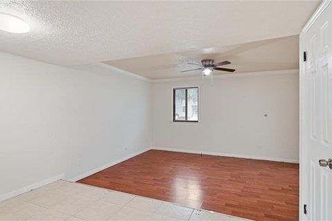 Condominio en venta en Apopka, Florida, 2 dormitorios, 100.98 m2 № 2226182 - foto 11