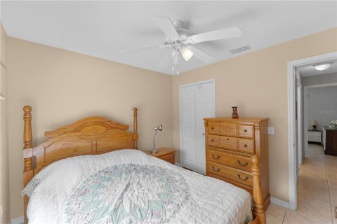 House in Davenport, Florida 3 bedrooms, 115.57 sq.m. № 1816314 - photo 13