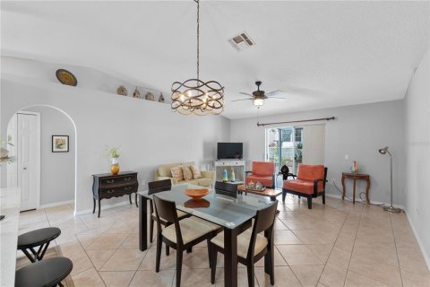 House in Davenport, Florida 3 bedrooms, 115.57 sq.m. № 1816314 - photo 11