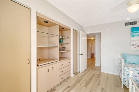 Condominio en venta en Longboat Key, Florida, 2 dormitorios, 141.49 m2 № 2129618 - foto 23