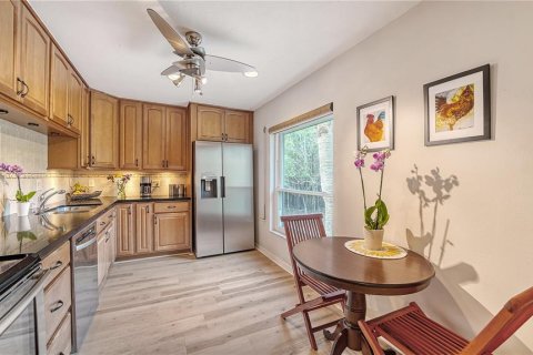 Condominio en venta en Longboat Key, Florida, 2 dormitorios, 141.49 m2 № 2129618 - foto 11