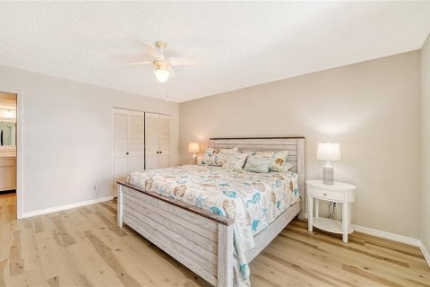 Condominio en venta en Longboat Key, Florida, 2 dormitorios, 141.49 m2 № 2129618 - foto 17