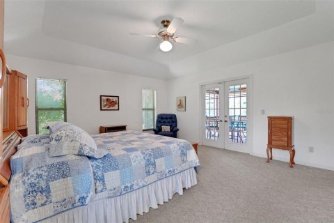 House in Winter Haven, Florida 3 bedrooms, 241.82 sq.m. № 1907335 - photo 18