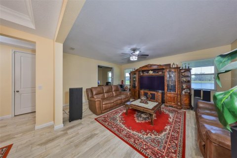 Купить виллу или дом в Ривервью, Флорида 3 комнаты, 283.07м2, № 1538118 - фото 5