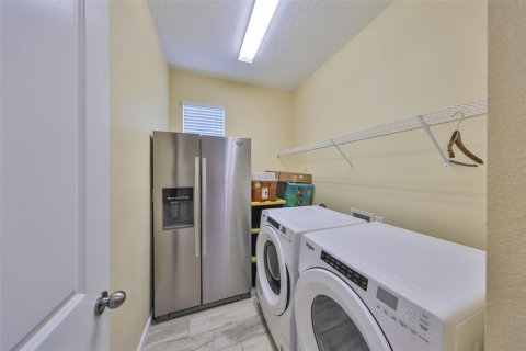 Купить виллу или дом в Ривервью, Флорида 3 комнаты, 283.07м2, № 1538118 - фото 21