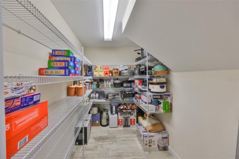Купить виллу или дом в Ривервью, Флорида 3 комнаты, 283.07м2, № 1538118 - фото 22