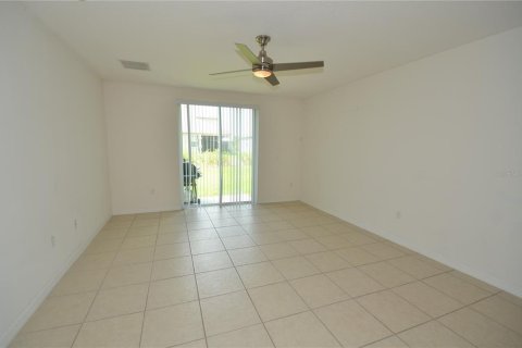 House in Clermont, Florida 3 bedrooms, 143.16 sq.m. № 1803067 - photo 6