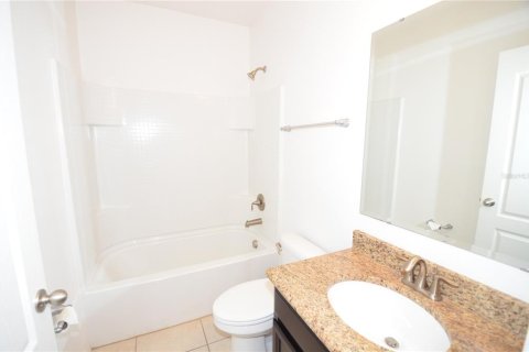 House in Clermont, Florida 3 bedrooms, 143.16 sq.m. № 1803067 - photo 11