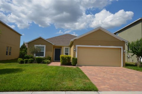 House in Clermont, Florida 3 bedrooms, 143.16 sq.m. № 1803067 - photo 1