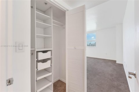 Copropriété à vendre à Miami Beach, Floride: 1 chambre, 69.31 m2 № 1928639 - photo 15