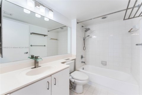 Copropriété à vendre à Miami Beach, Floride: 1 chambre, 69.31 m2 № 1928639 - photo 9