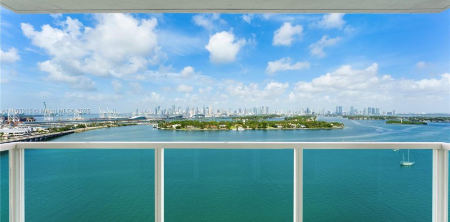 Condo à Miami Beach, Floride, 1 chambre № 1928639