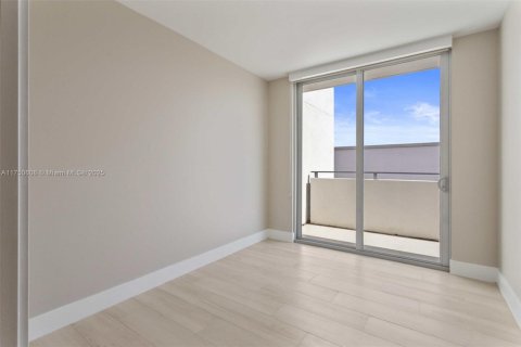 Copropriété à vendre à Bay Harbor Islands, Floride: 4 chambres, 183.2 m2 № 1498697 - photo 26