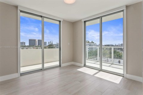 Copropriété à vendre à Bay Harbor Islands, Floride: 4 chambres, 183.2 m2 № 1498697 - photo 29