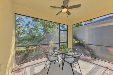 House in Venice, Florida 2 bedrooms, 140.75 sq.m. № 1543618 - photo 24