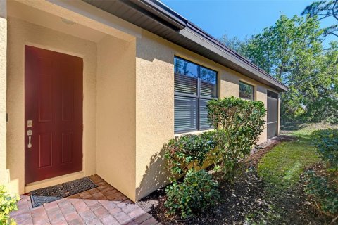 House in Venice, Florida 2 bedrooms, 140.75 sq.m. № 1543618 - photo 4