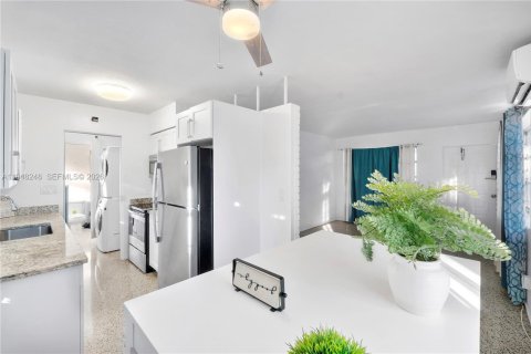 Снять в аренду виллу или дом в Форт-Лодердейл, Флорида 1 спальня, № 2004318 - фото 6