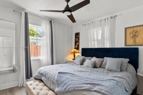 House in Hallandale Beach, Florida 3 bedrooms № 1957992 - photo 23