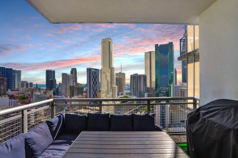 Condominio en alquiler en Miami, Florida, 2 dormitorios, 95.69 m2 № 1175123 - foto 1