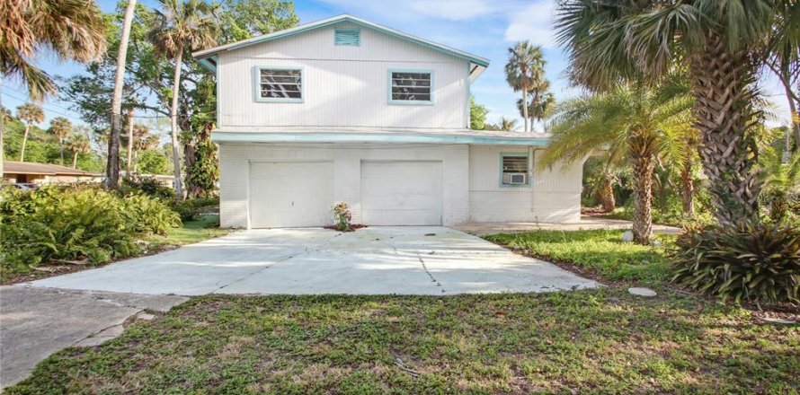 Casa en Daytona Beach, Florida 6 dormitorios, 292.08 m2 № 1591709