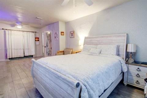 Villa ou maison à vendre à Miami, Floride: 3 chambres, 156.08 m2 № 1897936 - photo 19