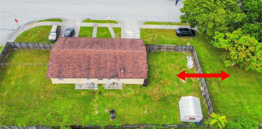 Villa ou maison à Miami, Floride 3 chambres, 156.08 m2 № 1897936