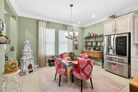 House in Winter Garden, Florida 4 bedrooms, 360.55 sq.m. № 2102556 - photo 10