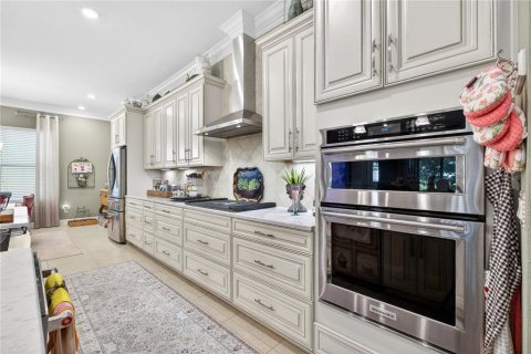 House in Winter Garden, Florida 4 bedrooms, 360.55 sq.m. № 2102556 - photo 9