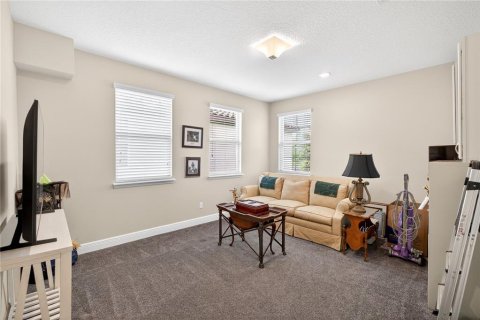 House in Winter Garden, Florida 4 bedrooms, 360.55 sq.m. № 2102556 - photo 19