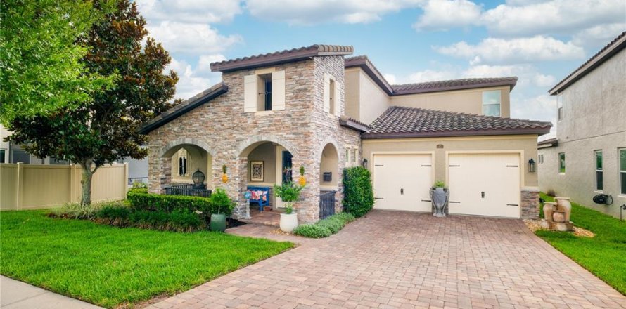 House in Winter Garden, Florida 4 bedrooms, 360.55 sq.m. № 2102556